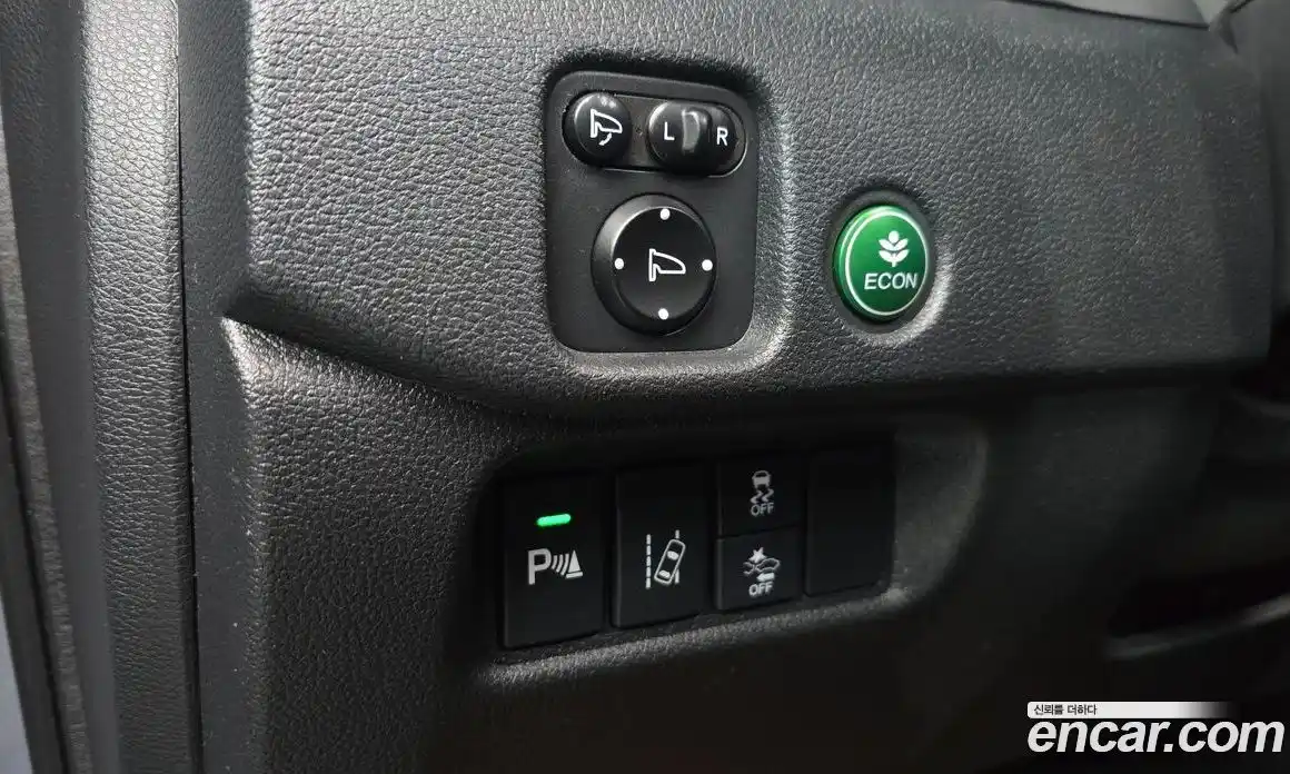 Honda Pilot 2016 3.5 Автомат в Москве № 533918, фото 13