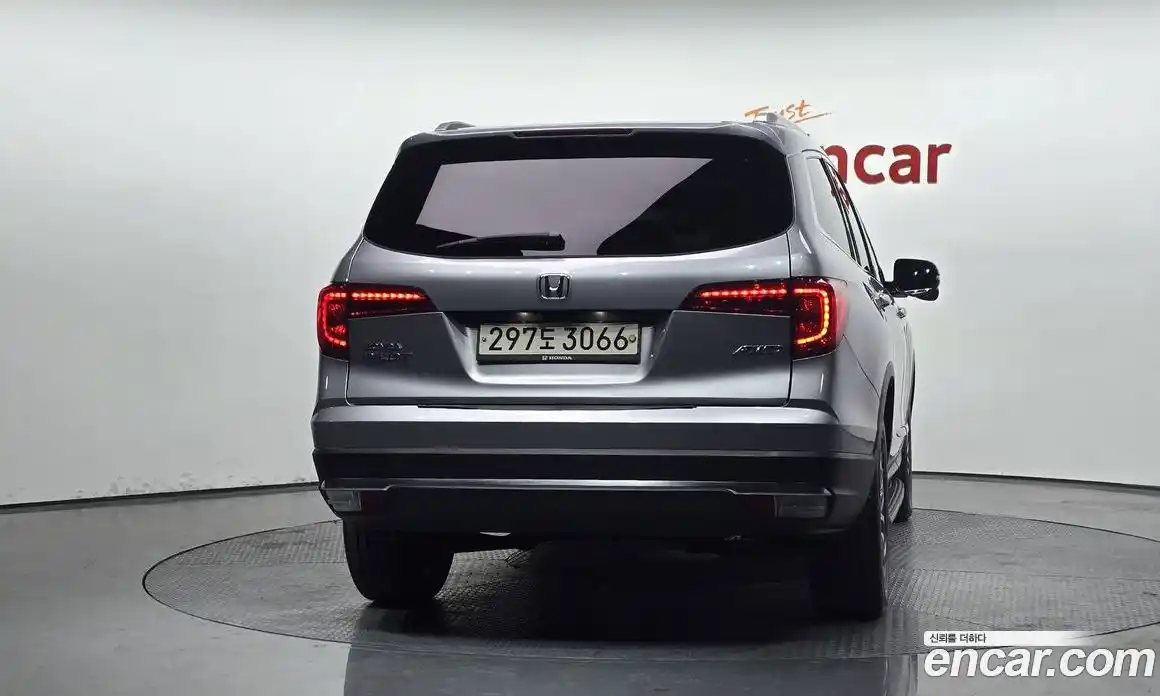 Honda Pilot 2016 3.5 Автомат в Москве № 533918, фото 3