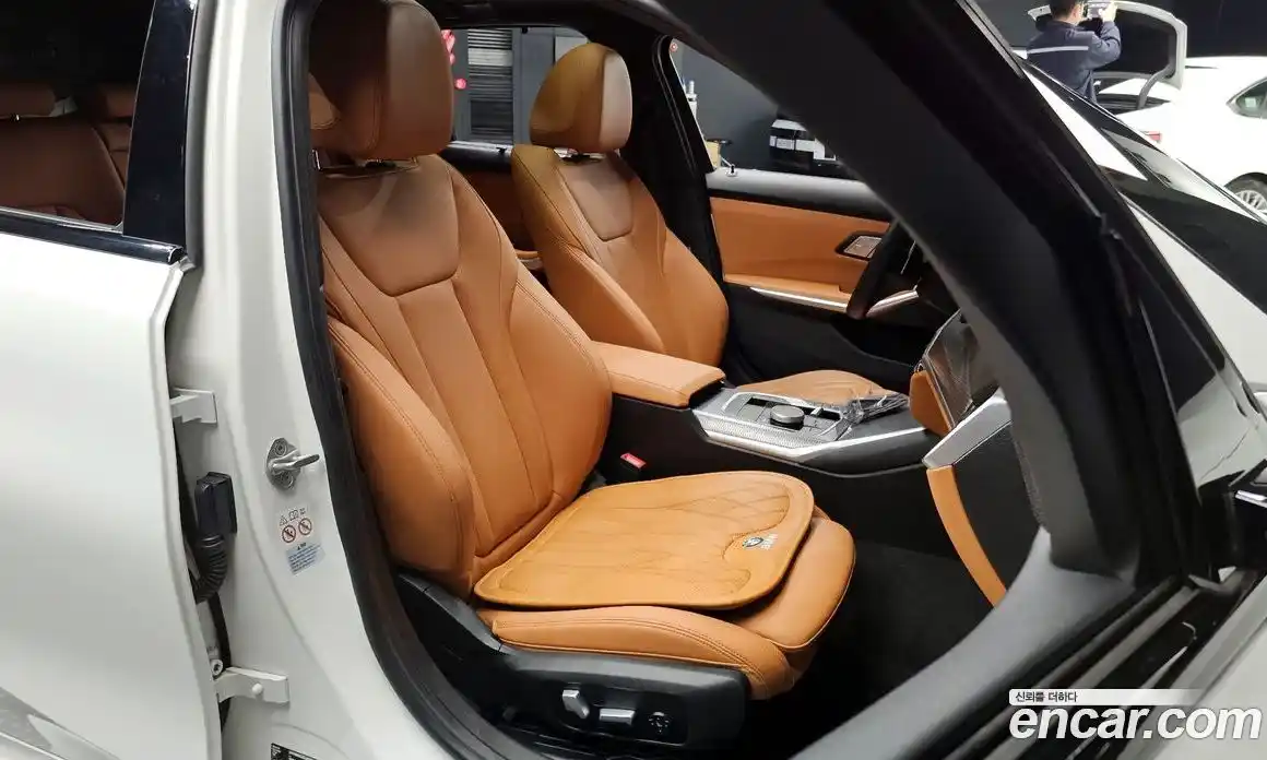 BMW 3-Series 2024 2.0 Автомат в Москве № 534083, фото 9