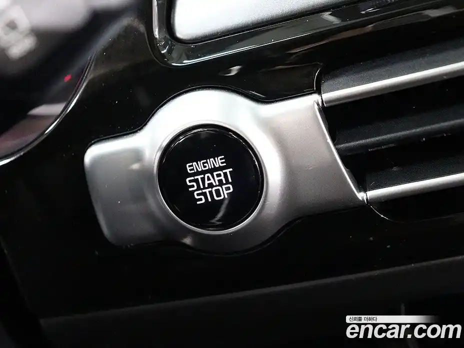 Kia Seltos 2023 1.6 Автомат в Москве № 535217, фото 12