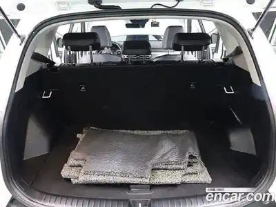 Kia Seltos 2023 1.6 Автомат в Москве № 535217, миниатюра 5