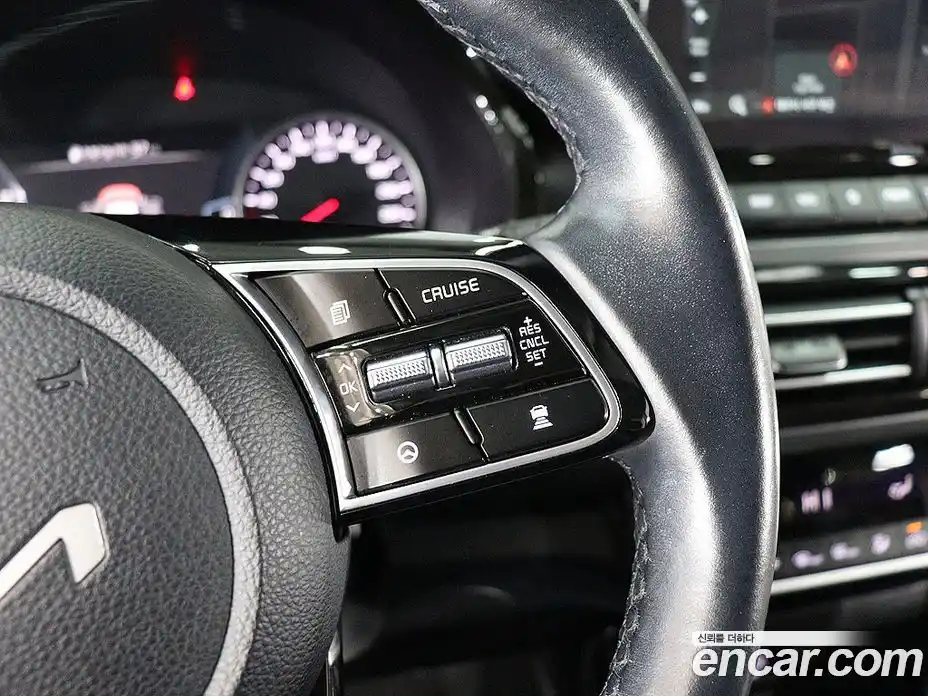 Kia Seltos 2023 1.6 Автомат в Москве № 535217, фото 7