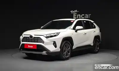 Toyota RAV4, 2025