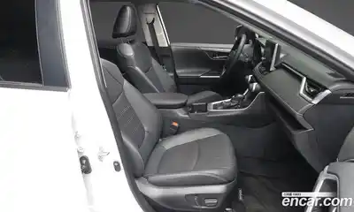 Toyota RAV4 2025 2.5 Автомат в Москве № 535368, миниатюра 11