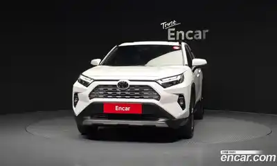 Toyota RAV4 2025 2.5 Автомат в Москве № 535368, миниатюра 3