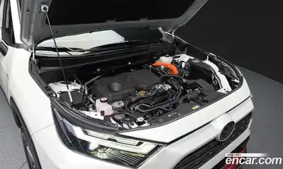 Toyota RAV4 2025 2.5 Автомат в Москве № 535368, миниатюра 6