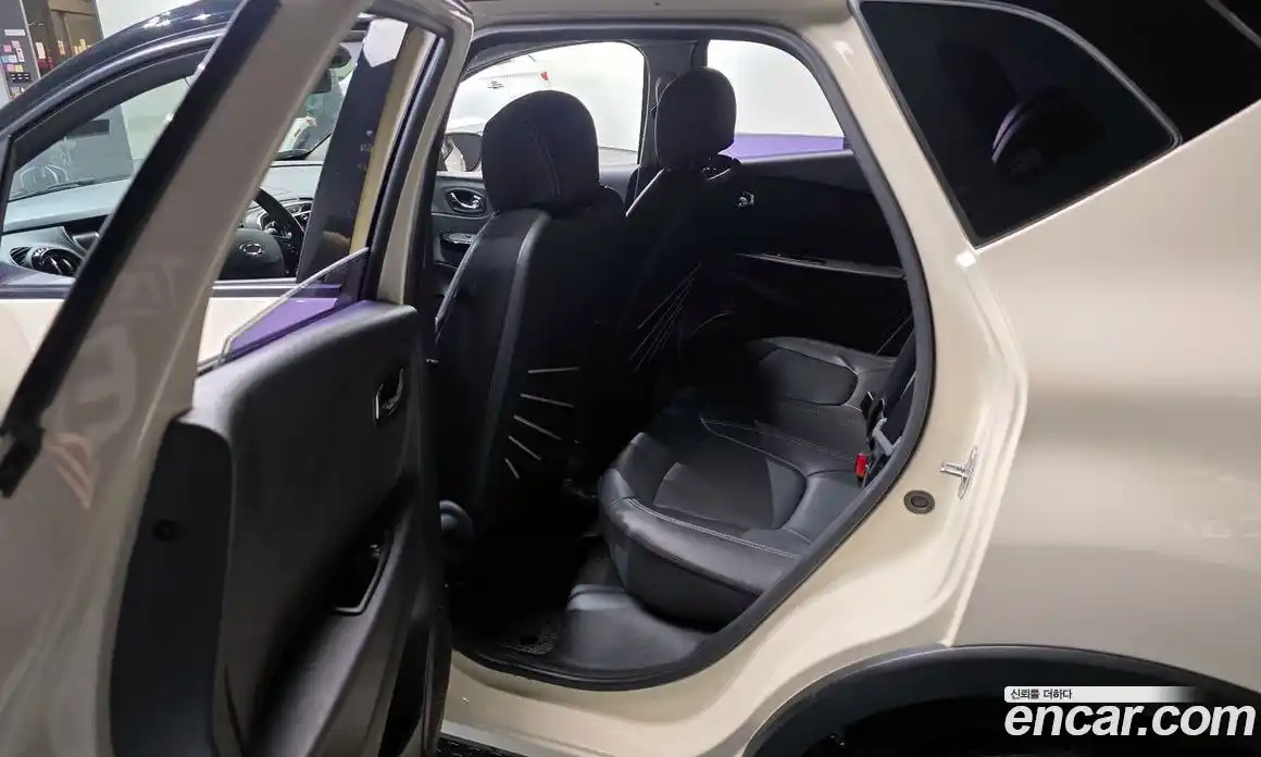 Renault QM3 2017 1.5 Автомат в Москве № 535746, фото 11