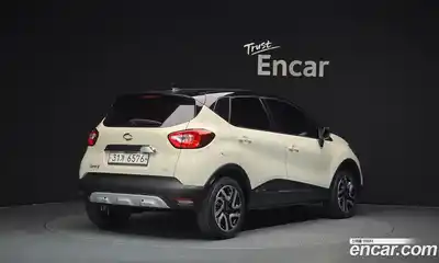 Renault QM3 2017 1.5 Автомат в Москве № 535746, миниатюра 2