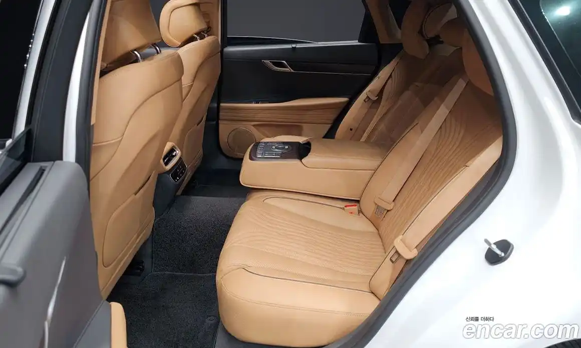 Genesis G80 2022 2.5 Автомат в Москве № 536215, фото 12