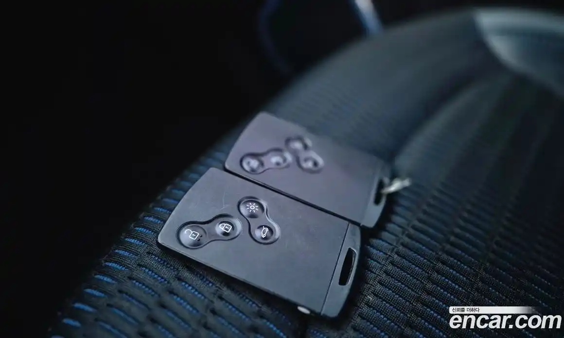 Renault QM3 2017 1.5 Автомат в Москве № 537220, фото 18