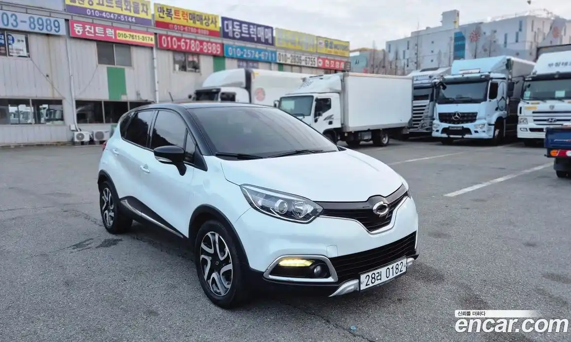 Renault QM3 2017 1.5 Автомат в Москве № 537220, фото 3