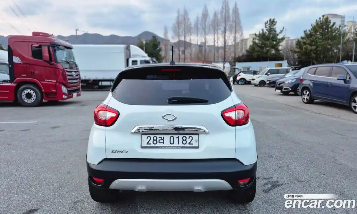 Renault QM3 2017 1.5 Автомат в Москве № 537220, фото 5