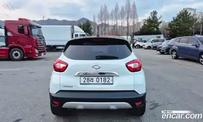 Renault QM3 2017 1.5 Автомат в Москве № 537220, миниатюра 5