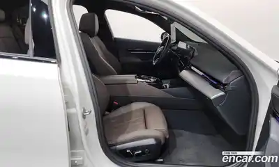 BMW 5-Series 2024 2.0 Автомат в Москве № 538738, миниатюра 11