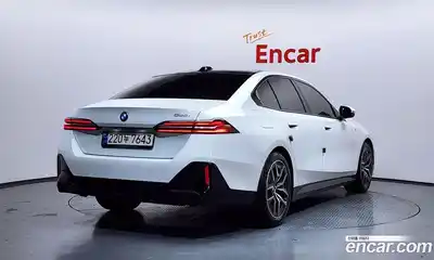 BMW 5-Series 2024 2.0 Автомат в Москве № 538738, миниатюра 2