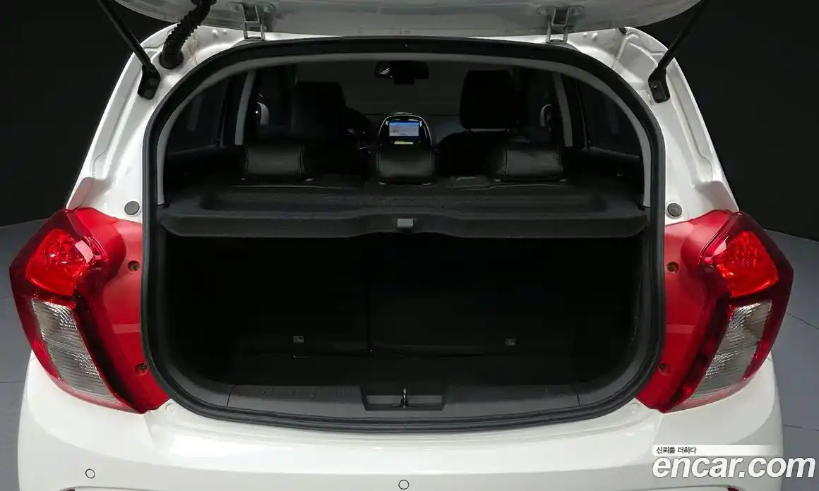 Chevrolet Spark 2018 1.0 Автомат в Москве № 540064, фото 20