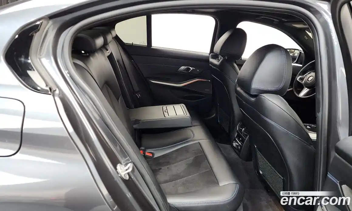 BMW 3-Series 2020 2.0 Автомат в Москве № 540465, фото 12
