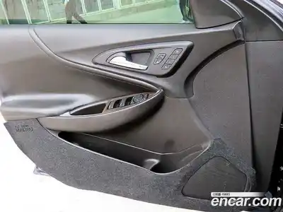 Chevrolet Malibu 2017 2.0 Автомат в Москве № 540703, миниатюра 12