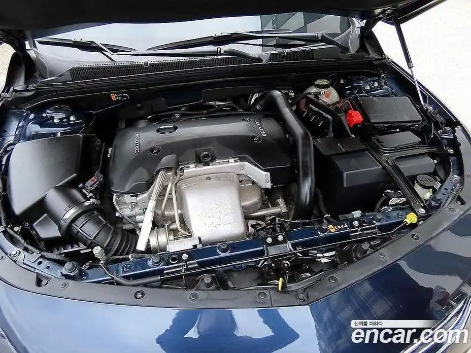 Chevrolet Malibu 2017 2.0 Автомат в Москве № 540703, фото 6