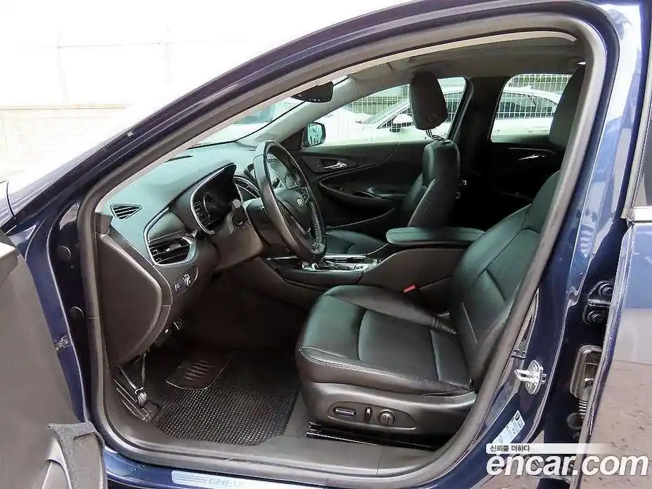 Chevrolet Malibu 2017 2.0 Автомат в Москве № 540703, фото 10