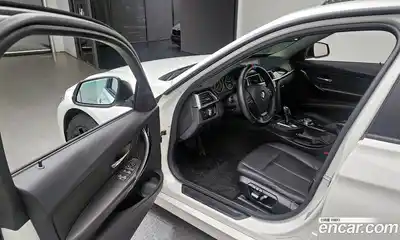 BMW 3-Series 2016 2.0 Автомат в Москве № 540982, миниатюра 10