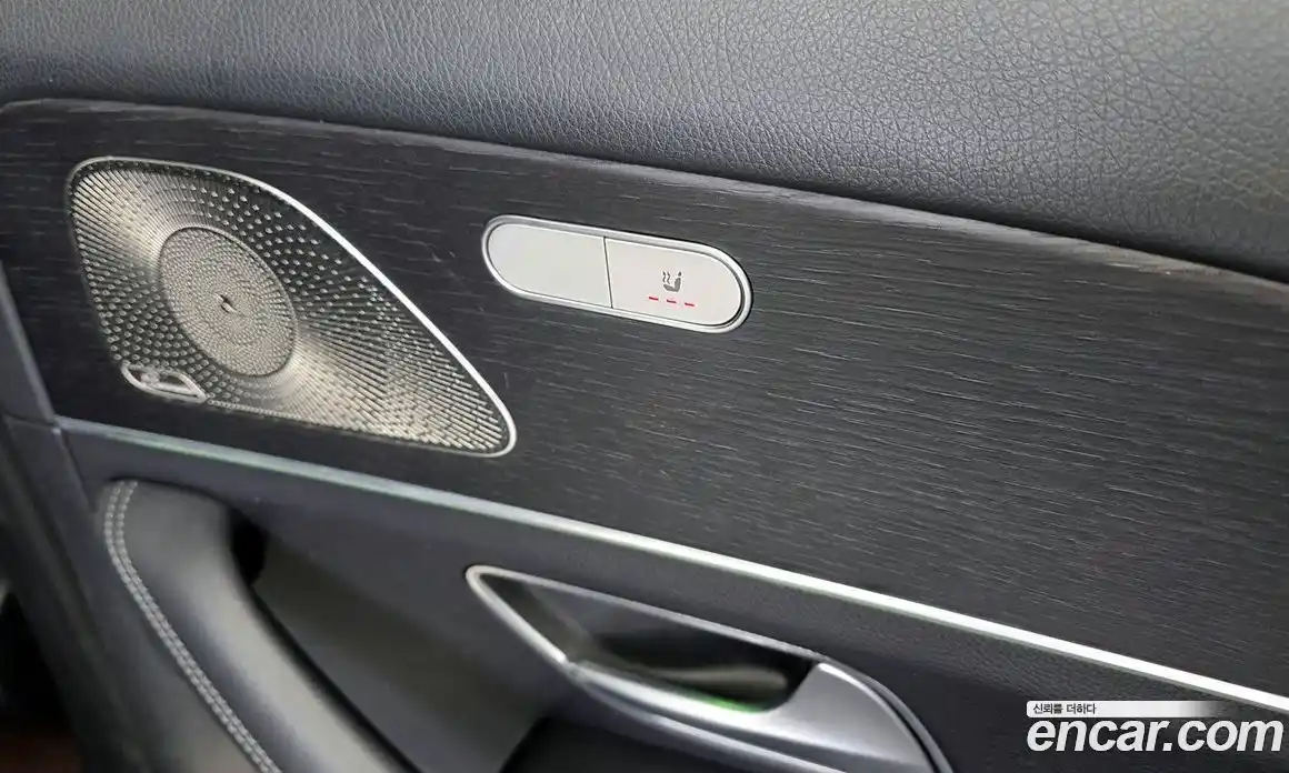 Mercedes-Benz GLE-Class 2023 3.0 Автомат в Москве № 542023, фото 18