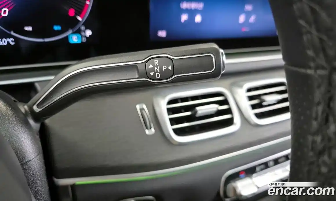 Mercedes-Benz GLE-Class 2023 3.0 Автомат в Москве № 542023, фото 9