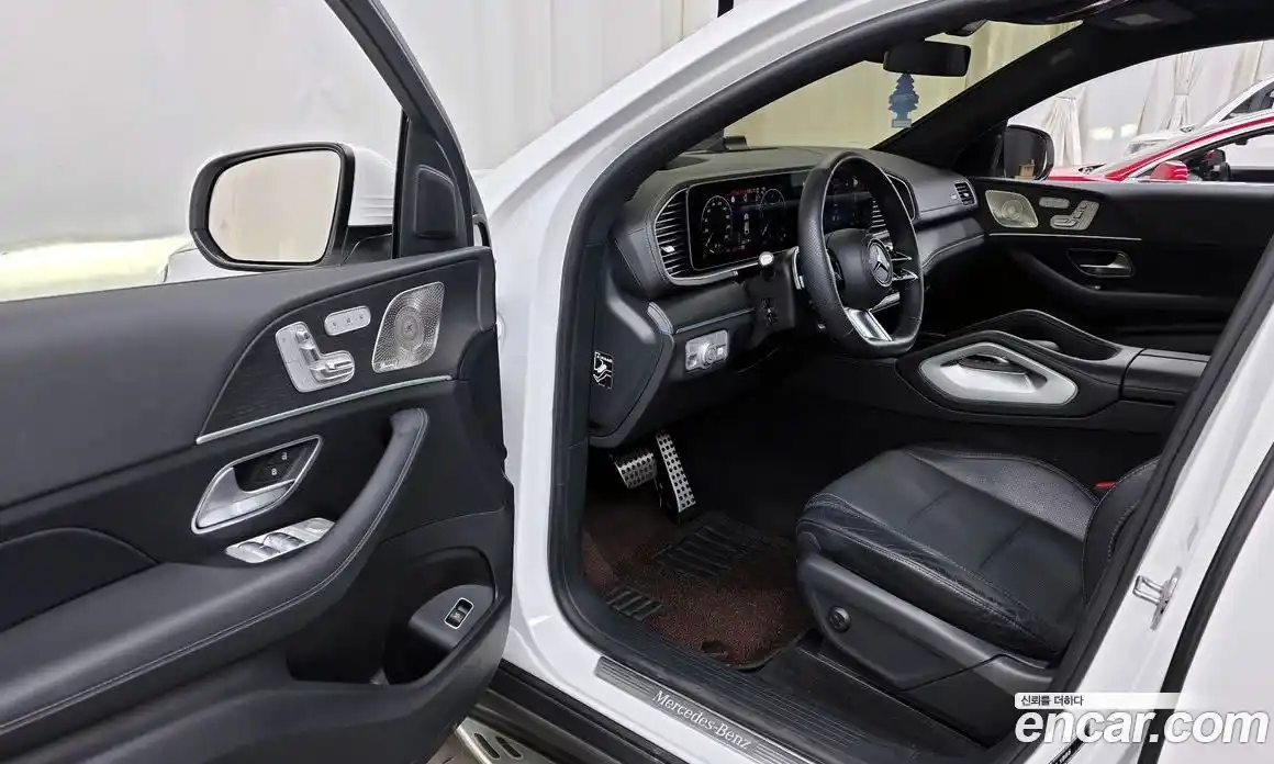 Mercedes-Benz GLE-Class 2023 3.0 Автомат в Москве № 542023, фото 10