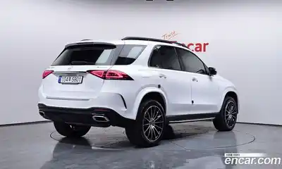 Mercedes-Benz GLE-Class 2022 3.0 Автомат в Москве № 543146, миниатюра 2
