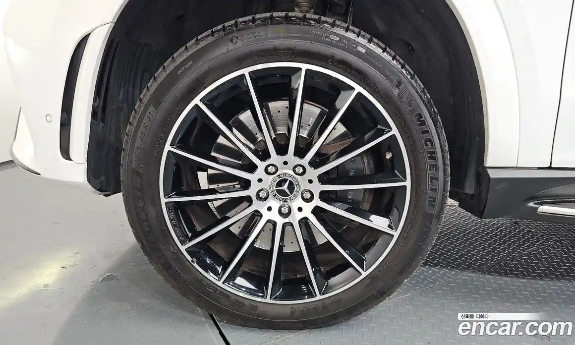 Mercedes-Benz GLE-Class 2022 3.0 Автомат в Москве № 543146, фото 5