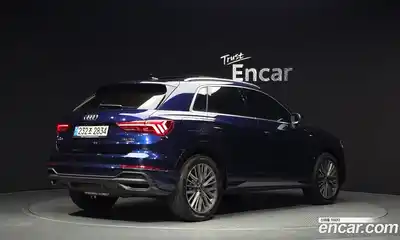 Audi Q3 2023 2.0 Автомат в Москве № 543800, миниатюра 2