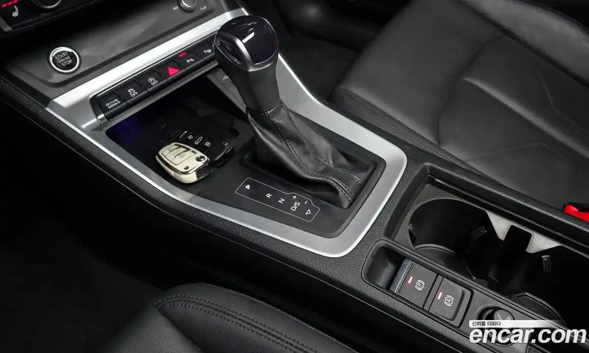 Audi Q3 2023 2.0 Автомат в Москве № 543800, фото 9