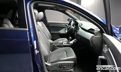 Audi Q3 2023 2.0 Автомат в Москве № 543800, миниатюра 10