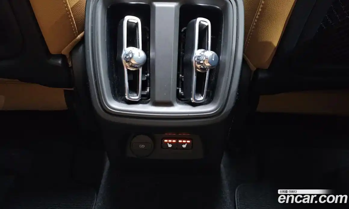 Volvo XC40 2021 2.0 Автомат в Москве № 545077, фото 19