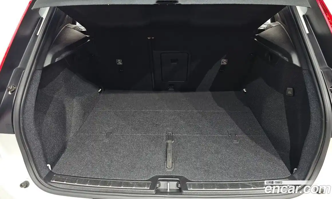 Volvo XC40 2021 2.0 Автомат в Москве № 545077, фото 20