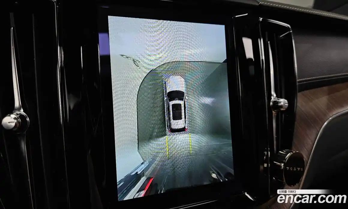 Volvo XC60 2022 2.0 Автомат в Москве № 545099, фото 15