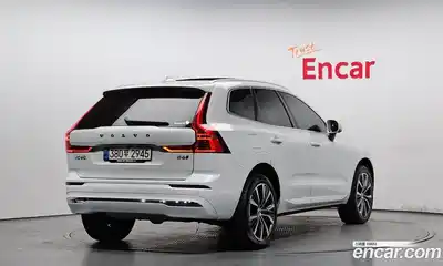 Volvo XC60 2022 2.0 Автомат в Москве № 545099, миниатюра 2