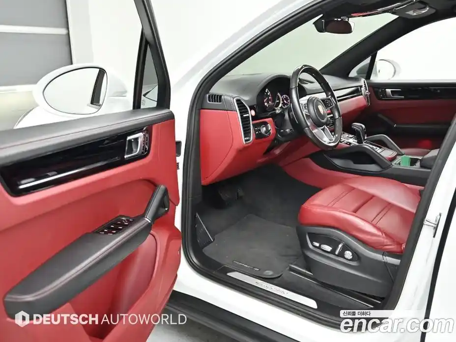 Porsche Cayenne 2020 3.0 Автомат в Москве № 545572, фото 11