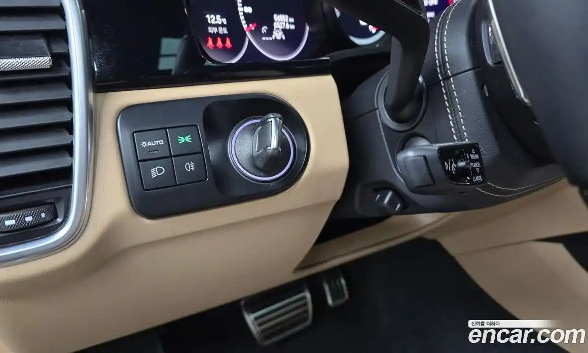 Porsche Cayenne 2023 4.0 Автомат в Москве № 545619, фото 17