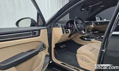 Porsche Cayenne 2023 4.0 Автомат в Москве № 545619, миниатюра 10