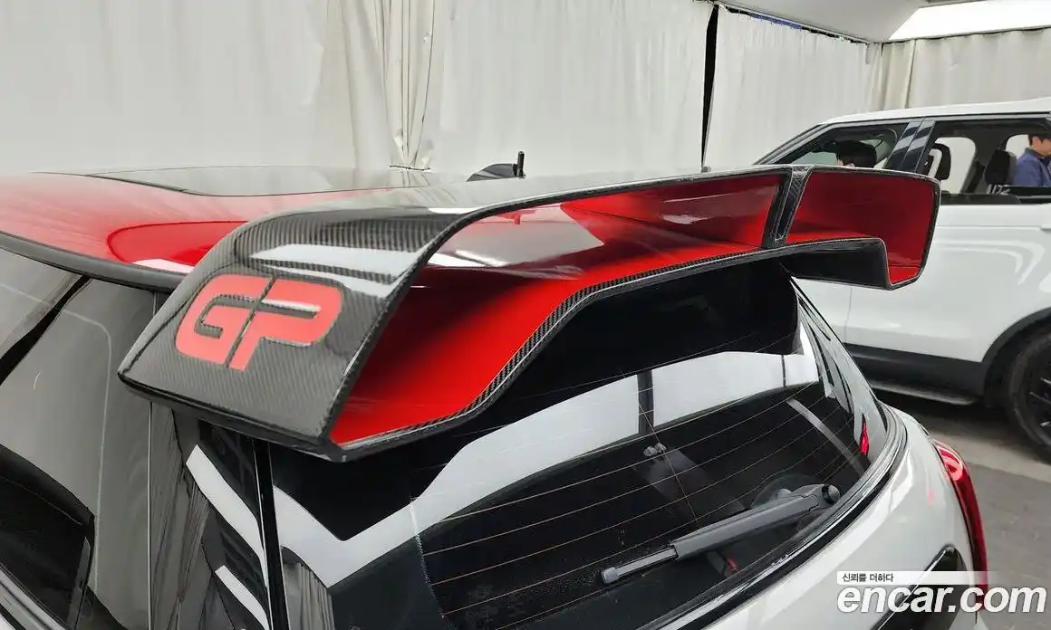 Mini Cooper 2023 2.0 Автомат в Москве № 546390, фото 16