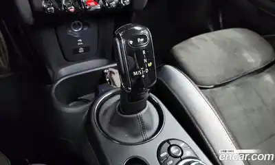 Mini Cooper 2023 2.0 Автомат в Москве № 546390, миниатюра 9