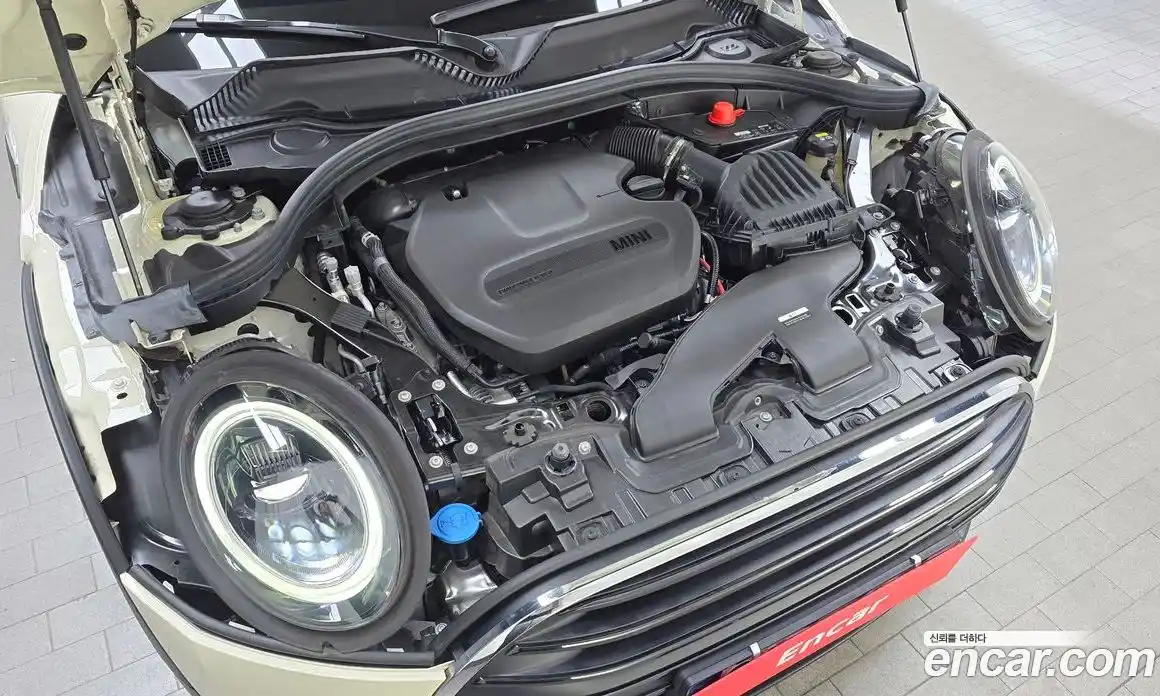 Mini Clubman 2022 2.0 Автомат в Москве № 546437, фото 6