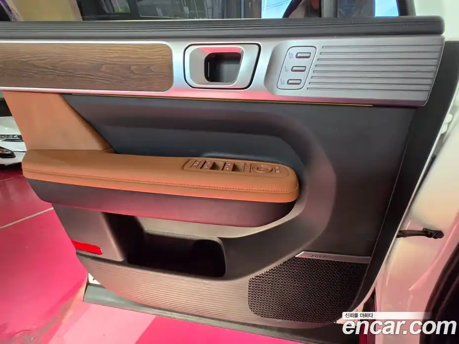 Hyundai Santa Fe 2024 1.6 Автомат в Москве № 562644, фото 15