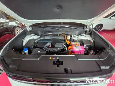 Hyundai Santa Fe 2024 1.6 Автомат в Москве № 562644, миниатюра 6