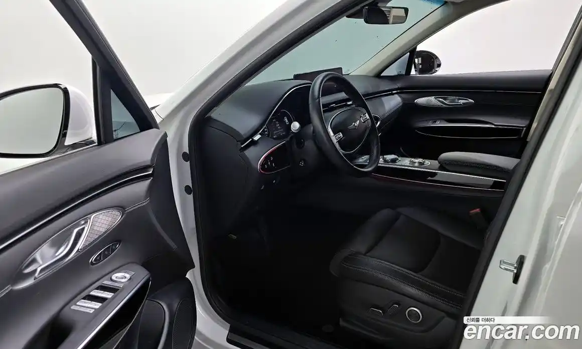 Genesis GV70 2024 2.5 Автомат в Москве № 58987, фото 16