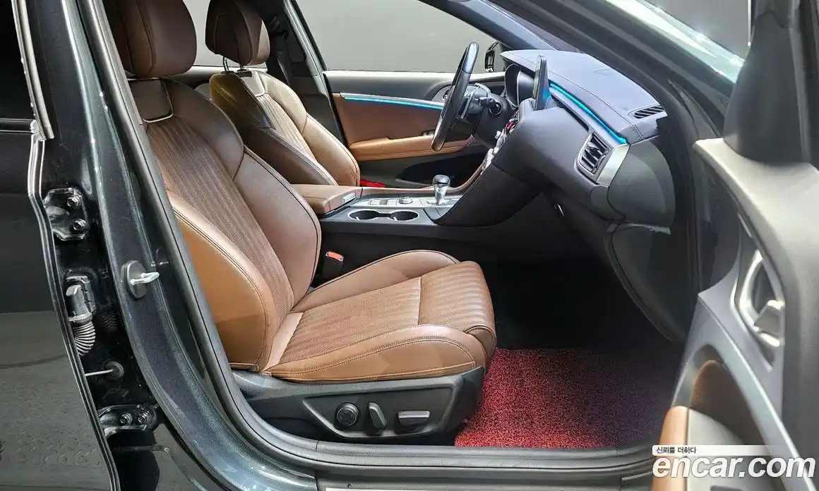 Genesis G70 2018 2.0 Автомат в Москве № 80558, фото 9