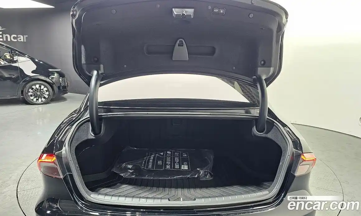 Hyundai Grandeur 2022 2.5 Автомат в Москве № 89436, фото 14