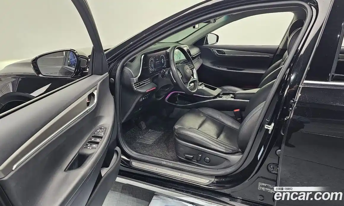 Hyundai Grandeur 2022 2.5 Автомат в Москве № 89436, фото 17