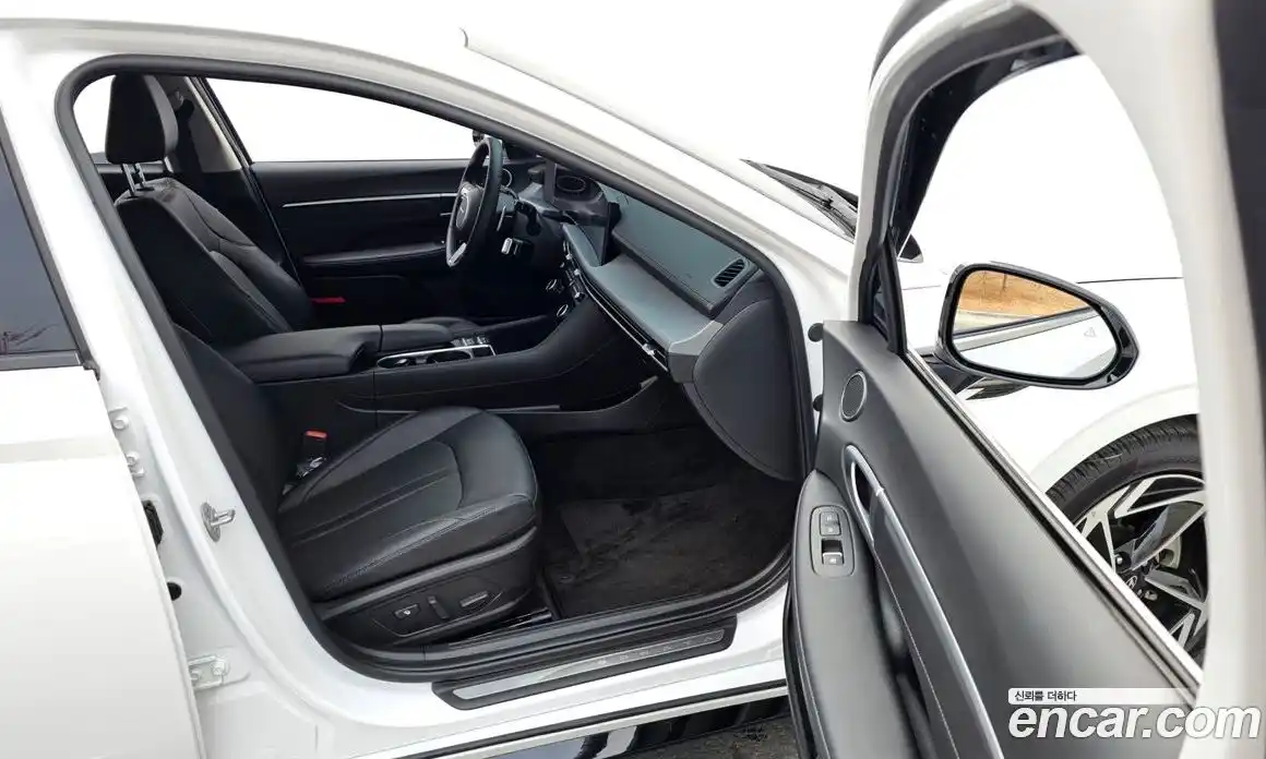 Hyundai Sonata 2025 1.6 Автомат в Москве № 91786, фото 11